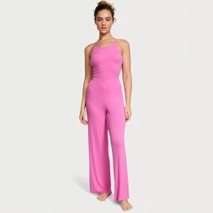 NWT VICTORIA'S SECRET
Ribbed Modal Cami &‎ Pants Set